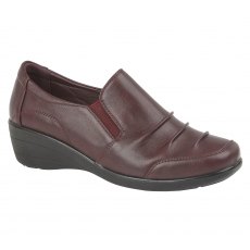 Beatrice Ladies Shoe Burgundy Size 4