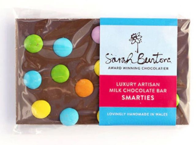 S BUNTON Sarah Bunton Smarties Milk Chocolate Bar 90g