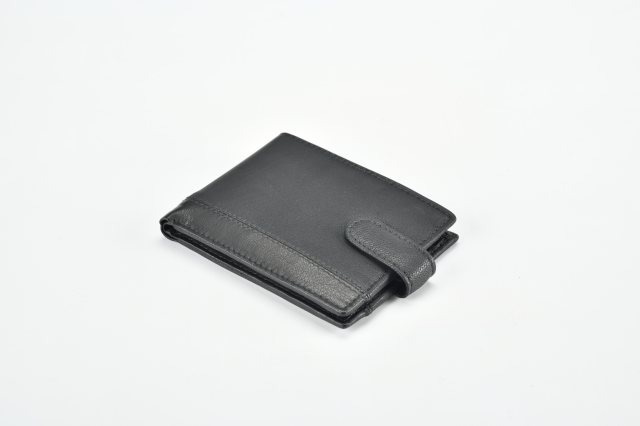 Coastal Accessories MW5 Leather Wallet Black