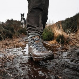 Walking Boots 