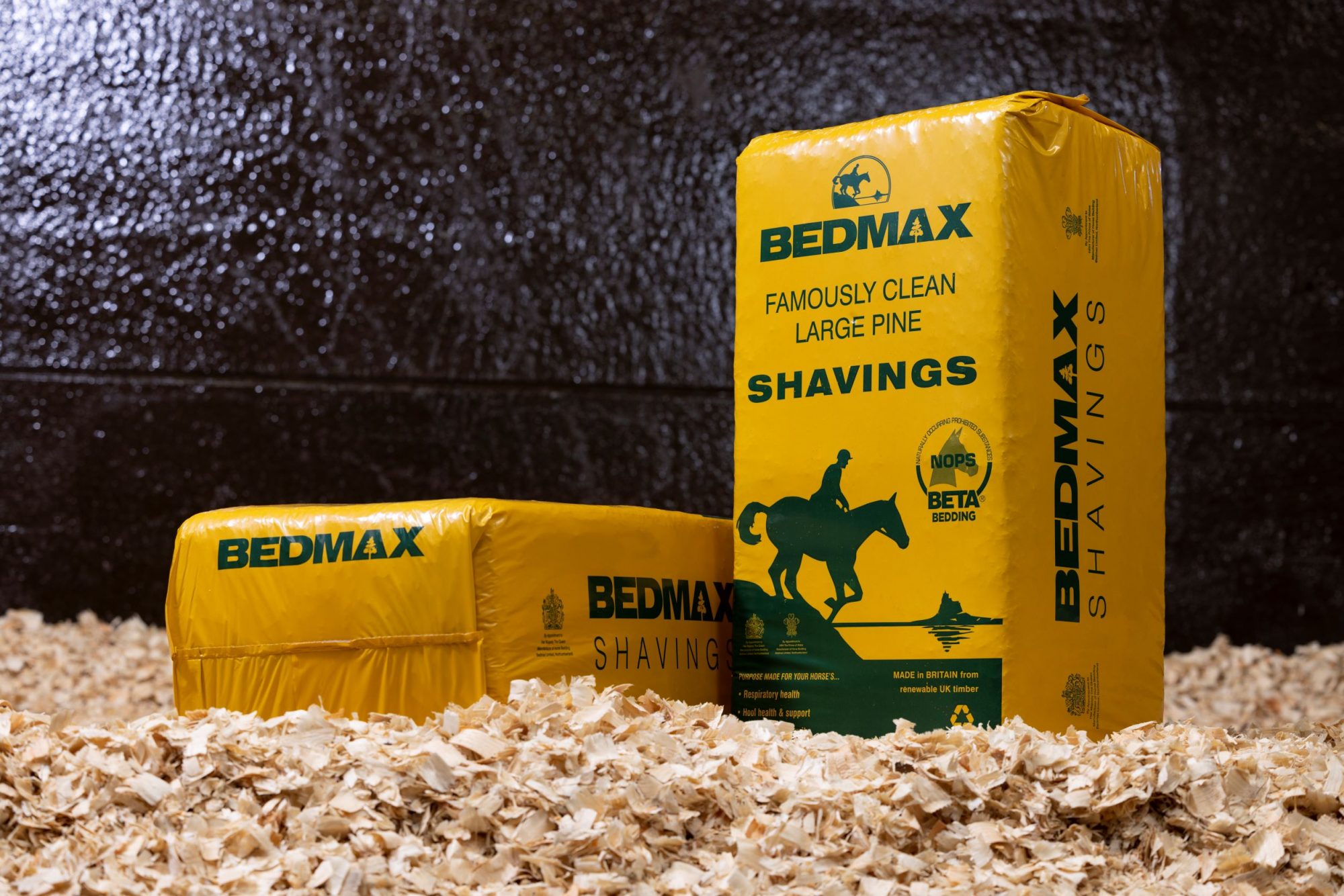 AP Bedmax Shavings 18kg Stable Bedding Mole Avon