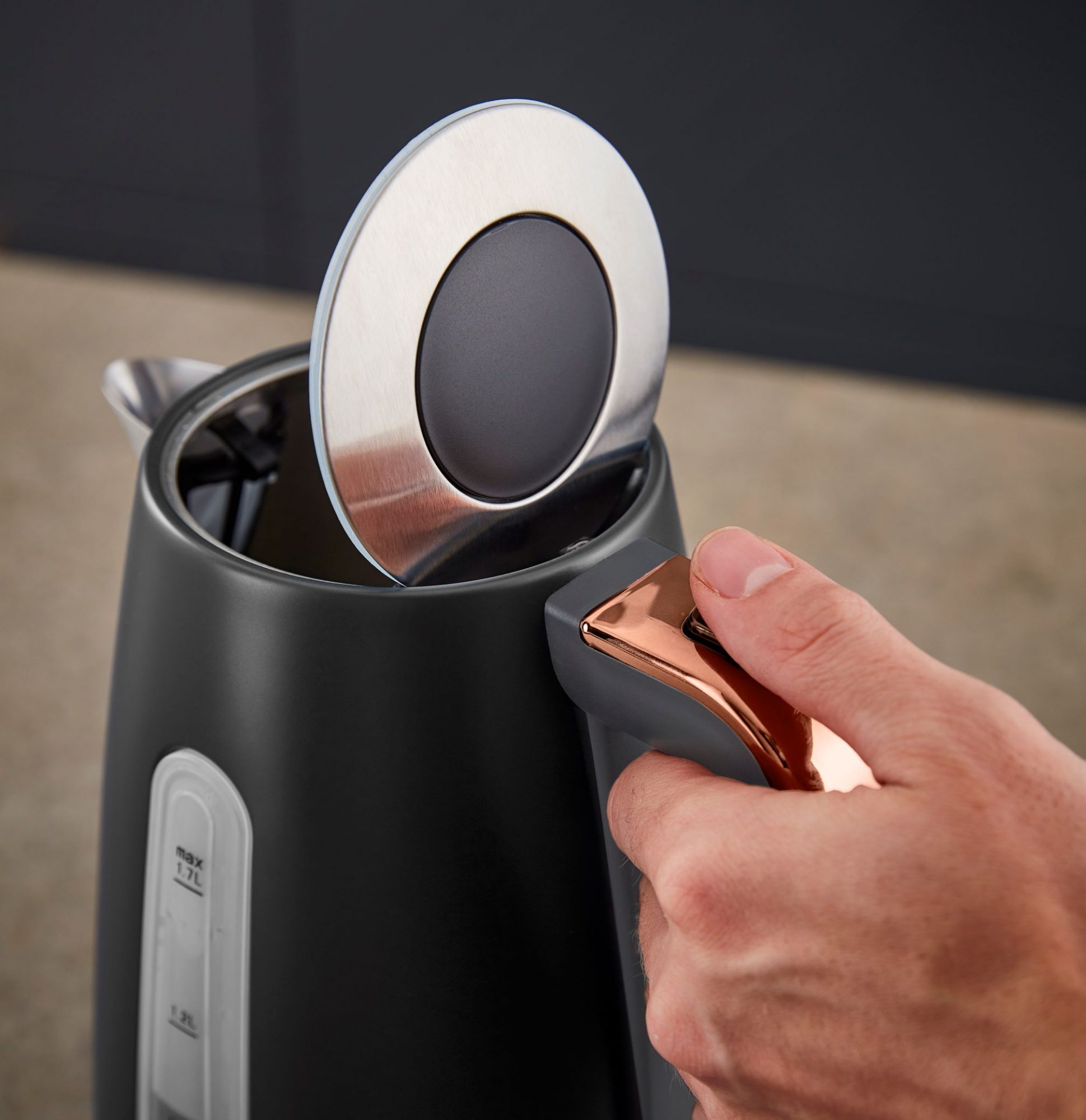 TOWER Tower Cavaletto Rose Gold Kettle 1.7L Kettles & Toasters Mole Avon