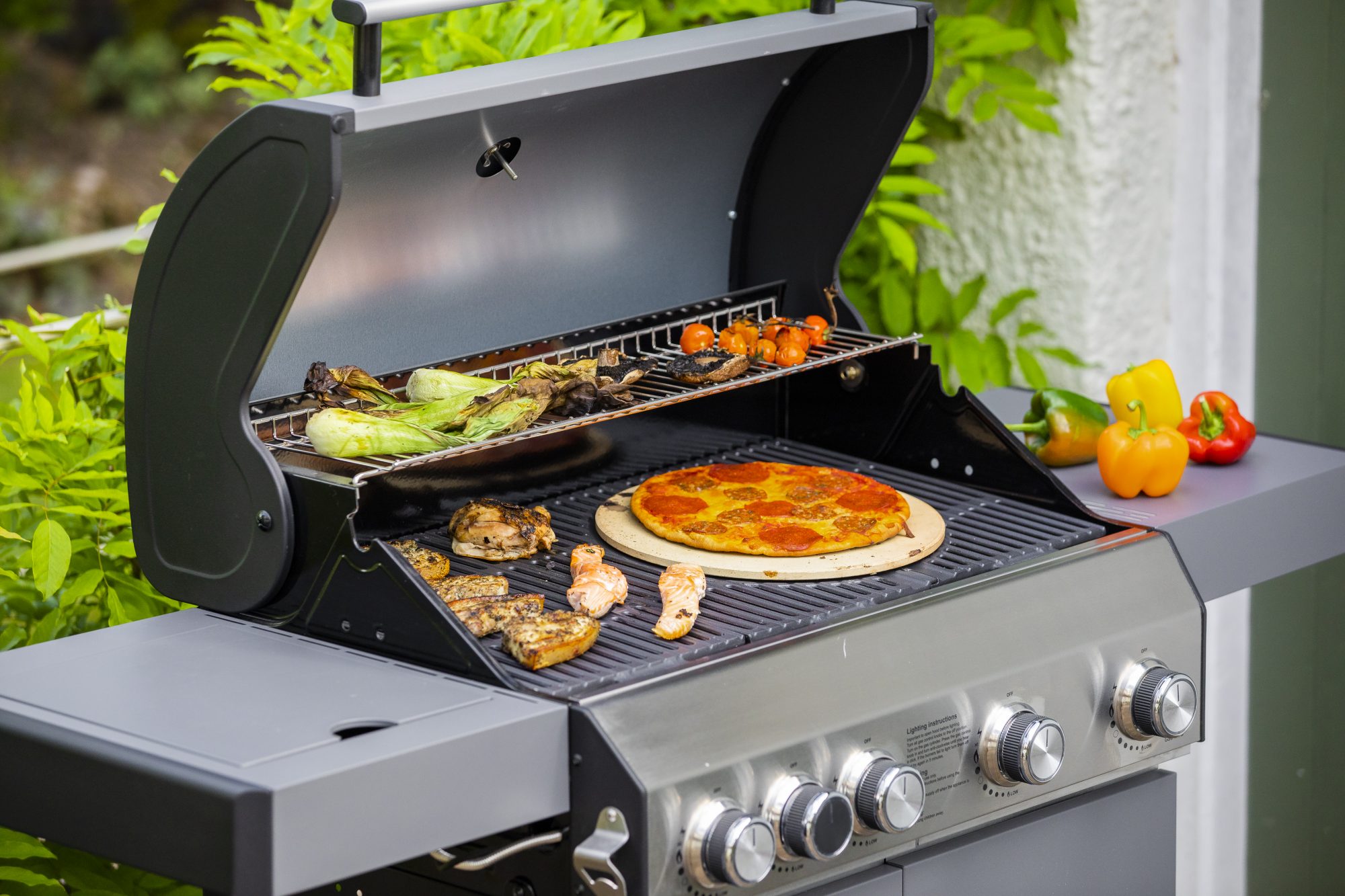 GRILLSTR Grillstream Classic 4 Burner Hybrid BBQ With Side Burner