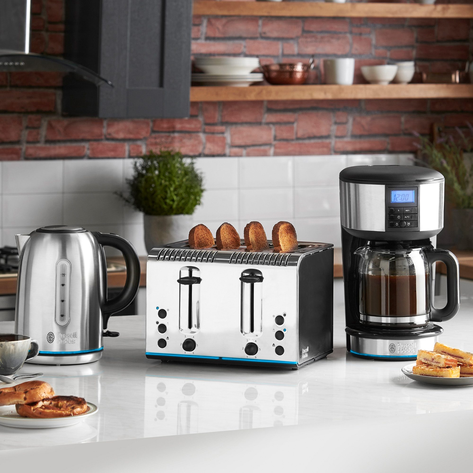 R/HOBBS Russell Hobbs 4 Slice Buckingham Toaster Brushed Stainless