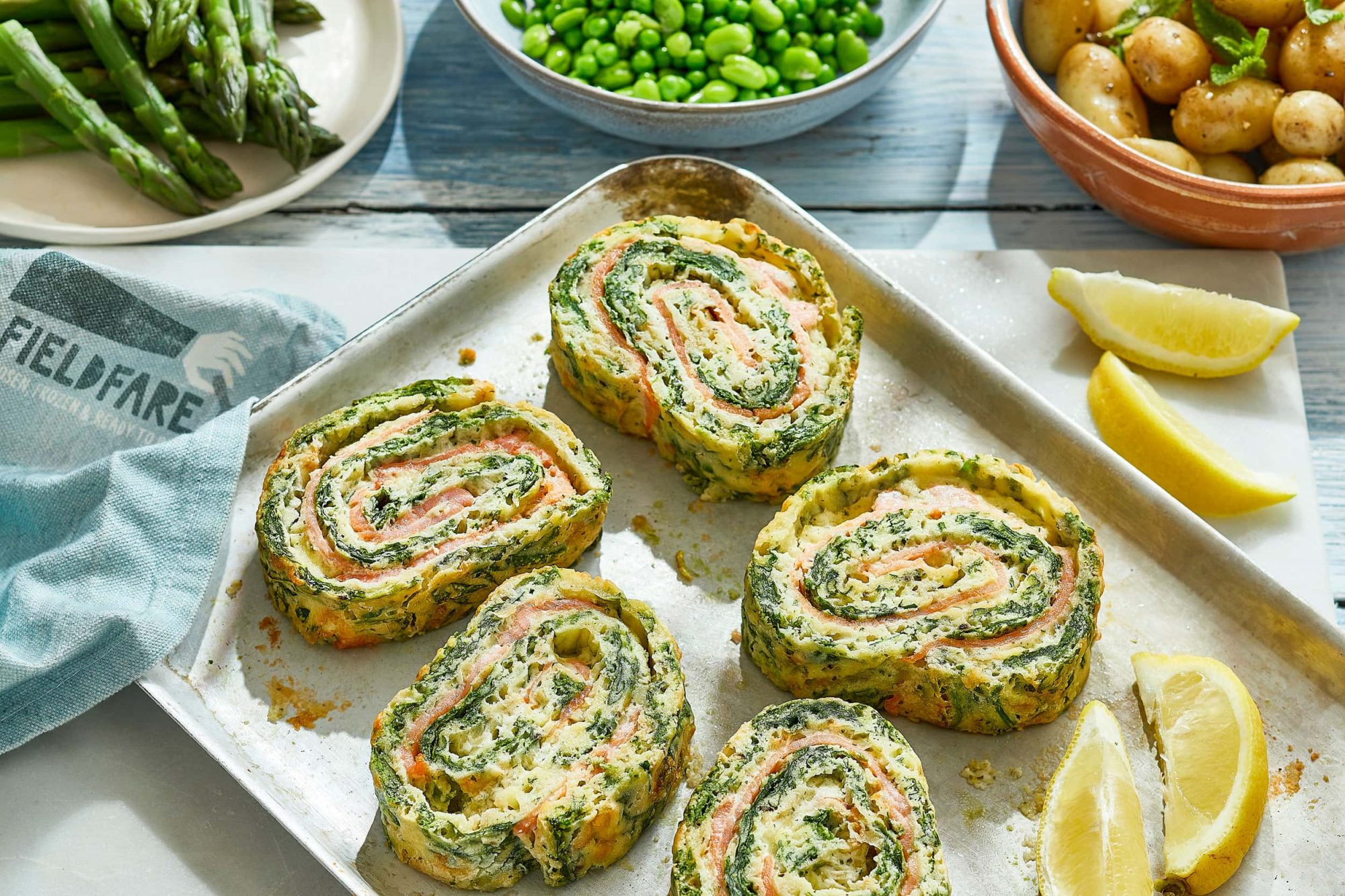 FIELDFAR Field Fare Frozen Smoked Salmon & Cream Cheese Roulade - Fish