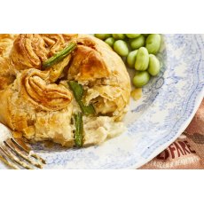 Field Fare Frozen Chicken & Asparagus Puff Pastry Pie