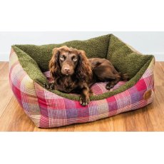 Snug & Cosy Highland Mulberry Dog Bed