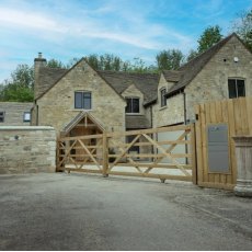 Ruby Planed 5 Bar Wooden Field Gate H 1.2m