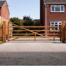 Ruby Exbourne Planed 5 Bar Wooden Gate H 1.2m