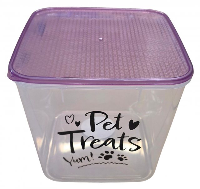 Pet Living Pet Treat Tub Assorted