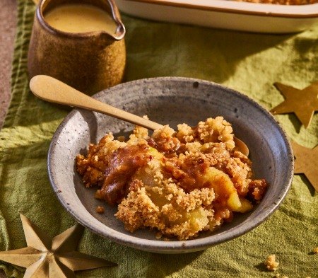 COOK Cook Frozen Sticky Toffee Apple Crumble For 2