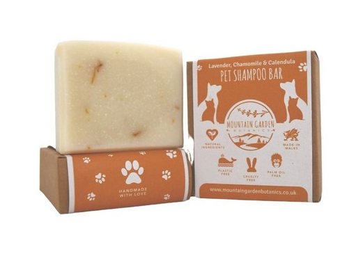 M GARDEN Mountain Garden Chamomile & Calendula Shampoo Bar