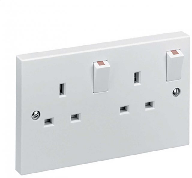 Pik-a-Pak Twin Switched Socket 13amp