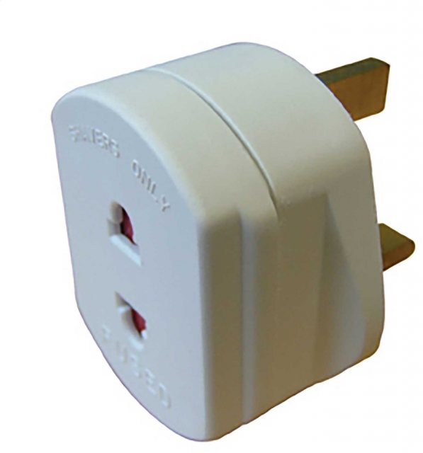 Pik-a-Pak Shaver Plug Adaptor Fused 13amp