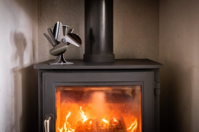 MANOR Triple Blade Stove Fan - Logs u0026 Accessories - Mole Avon