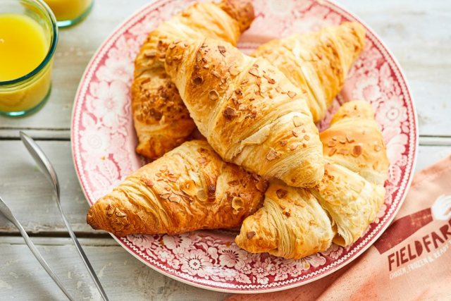 Field Fare Frozen Almond Croissant