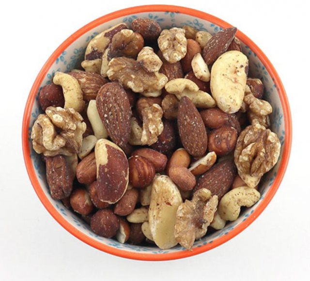Deluxe Mixed Nuts 125g