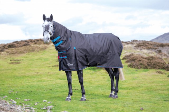 Highlander 200g Turnout Combo Rug Black