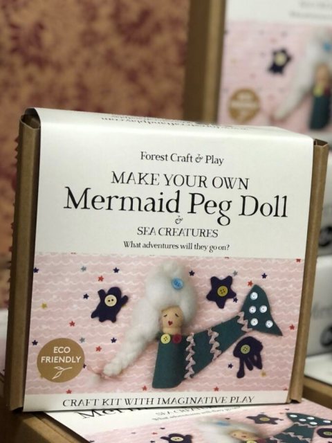 FORESTCR Kids Mermaid Peg Doll Craft Kit