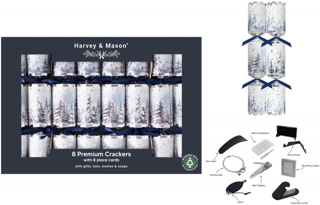 Christmas Cracker 8 Pack Tree Scene