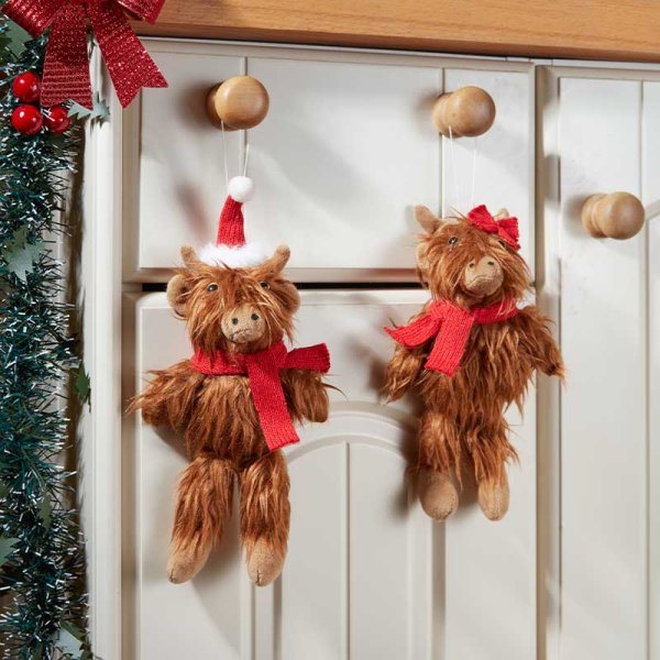 Three Kings Hairy Hattie Highland Cow Pendant