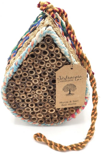Jardinopia Munja & Sari Bee House