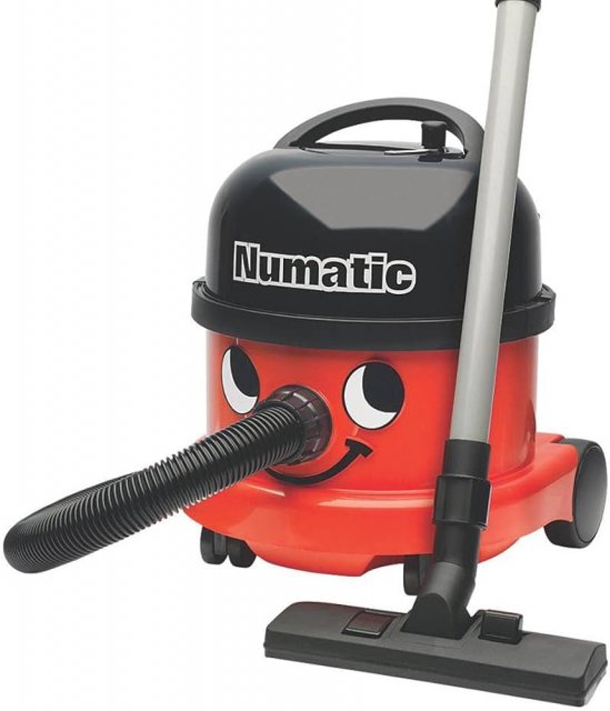 NUMATIC Numatic Henry Dry Vacuum 9L 240v