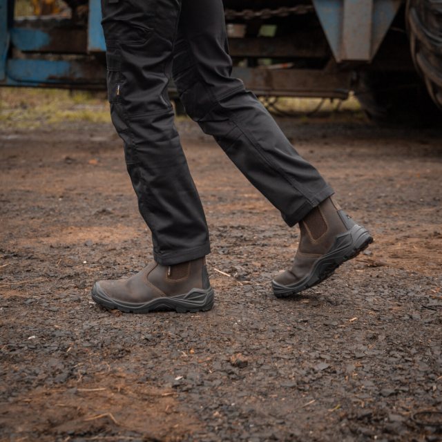 Xpert Workwear Xpert Defiant S3 Safety Dealer Boots Brown - Xpert