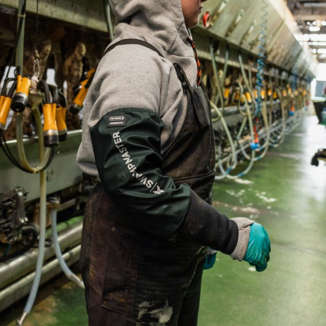 Xpert Workwear Xpert Swampmaster No Sweat Stormgear Waterproof Dairy Sleeves