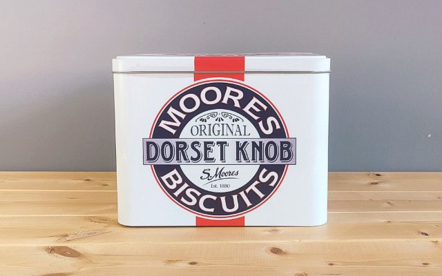 MOORES Moores Dorset Knobs Tin 400g
