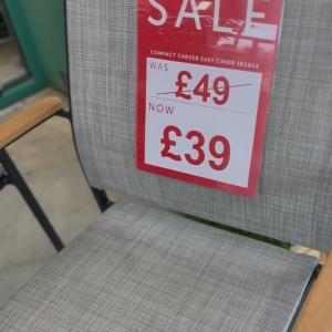 Build your own furniture set with our Carver chairs. 🪑 Increase the size of your outdoor furniture...