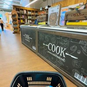 🍽️ Let us take the headache out of cooking this weekend... there's enough to worry about with th...