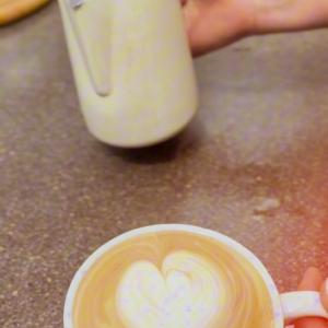 ☕️ Coffee time at Mole Avon Cafe in Crediton! Take a break, catch up with friends, or simply enjo...