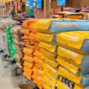 🐾 Give your furry friend the feast they deserve with Pedro Dog Food! Packed with wholesome goodnes...