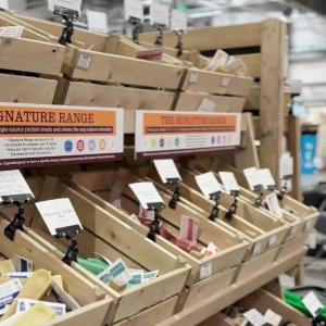 Looking for tasty, natural treats and food to keep your four-legged friend happy? 🐶 We’re please...