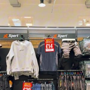 🚨 MEGA DEALS ALERT 🚨 Refresh your wardrobe for less at Mole Avon Country Stores 👕👖🧥 Co...