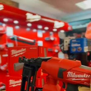 Power through fencing jobs with Milwaukee 🛠️ 🧰 🏁 WE'RE BIG ON BRANDS & OFFER PRICE MATCH G...