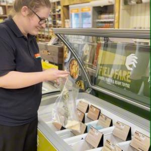 🍽️ Delicious meals, ready when you are! 🥘 Looking for a tasty, convenient meal without the ha...