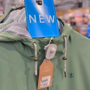 ☔️Stay dry with our new range of lightweight coats! Perfect for those drizzly, breezy days. These...