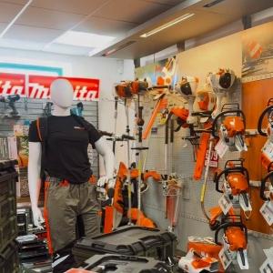 🔧 Need the right tools for the job? At Mole Avon Country Stores, our Tool Shop & Hardware Departme...