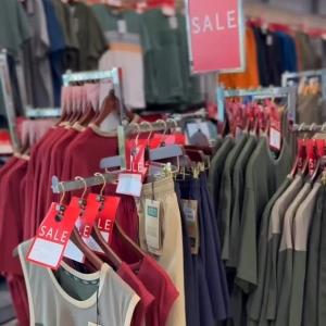 Get ready for the sizzling days ahead with our collection of shorts and t-shirts – perfect for keep...