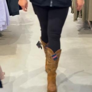 🔥 Boots Made for Bold Moves 🔥 Step into style with the Durango Crush Boots – where western fl...