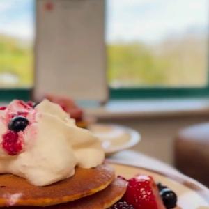 Take a break at the Mole Avon Cafe, Crediton! Whether you're popping in after a browse or meeting fri...